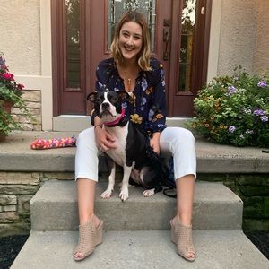 Meet your Posher, Chloe